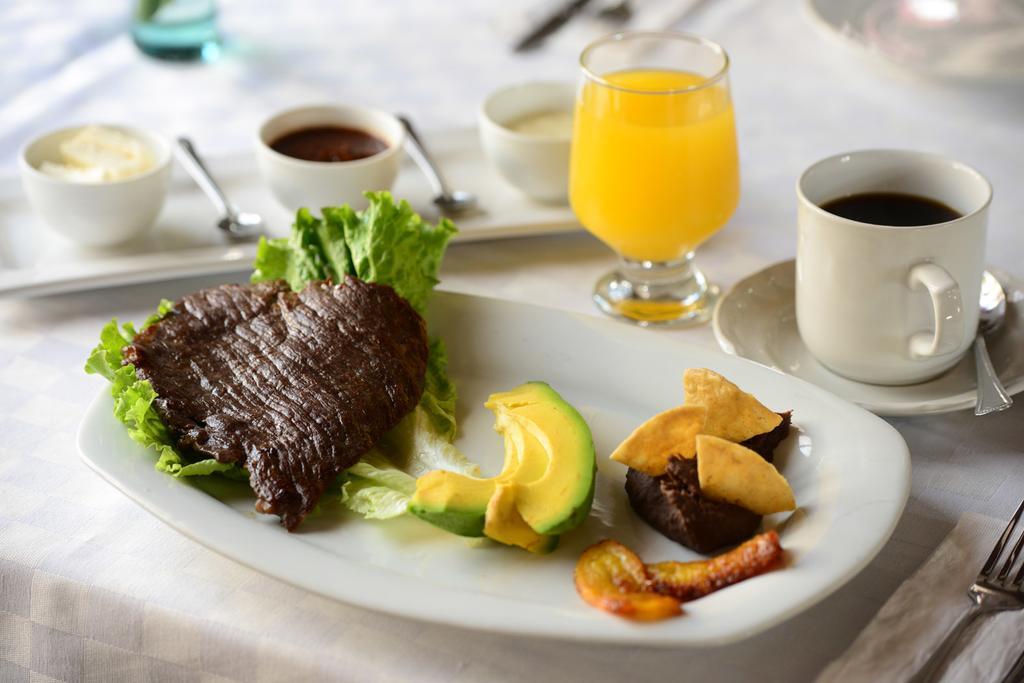 Hotel Nah Sam Chak La Casa Rosada Tapachula Zewnętrze zdjęcie